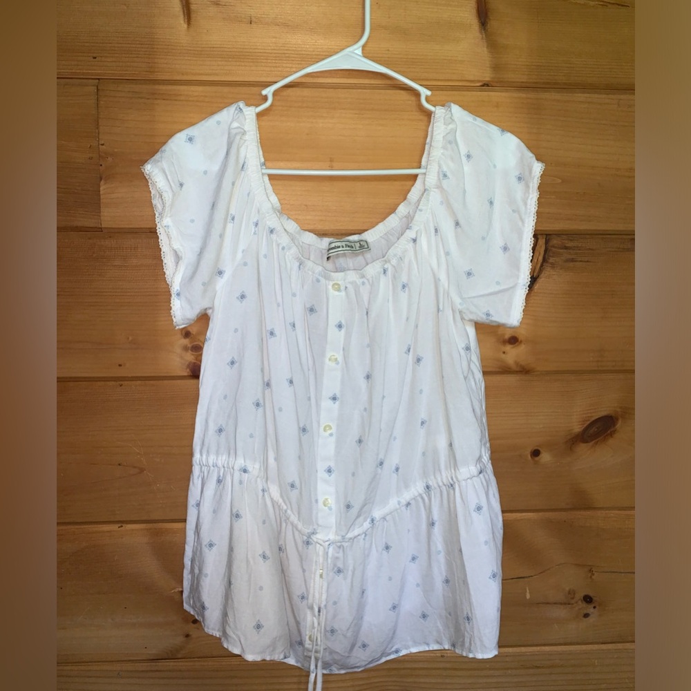 Abercrombie & Fitch Blue and White Blouse